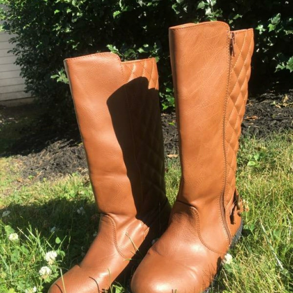 Fashionable Boots